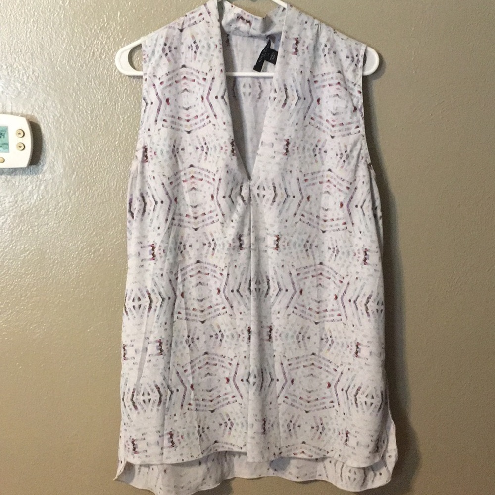 Sleeveless blouse